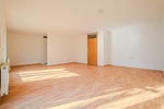HELL & FREUNDLICH – BEZUGSFREI – GROSSE TERRASSE – WANNENBAD – TG-PARKER - Terrassenwohnung Dresden Strehlen | Angebot:25806752