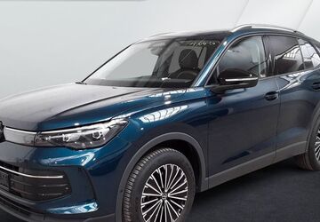 VW Tiguan 11.880 km 34.890 &euro; Meißen 01662