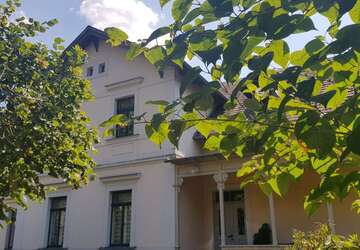 Wohnung Radebeul - 4 Zimmer, 121 m&sup2;, 1.185&euro; | Angebot:27322410