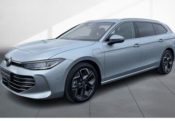 VW Passat Variant 5.800 km 61.890 &euro; Dresden 01067