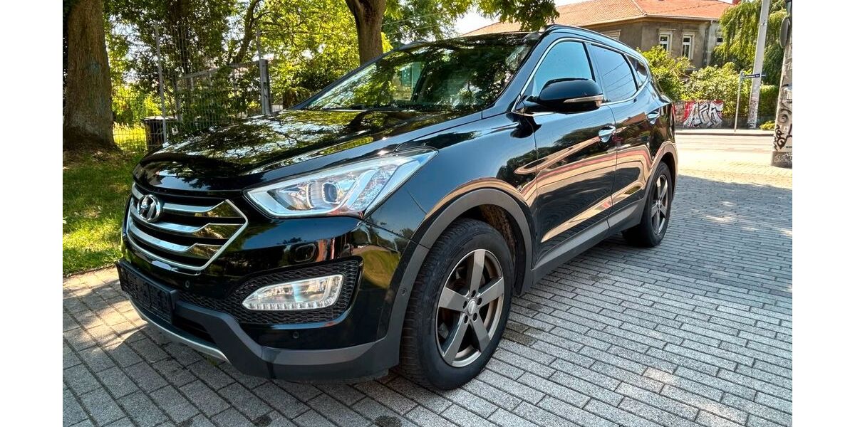 Hyundai SANTA FE 214.000 km 9.450 &euro; Dresden 01097