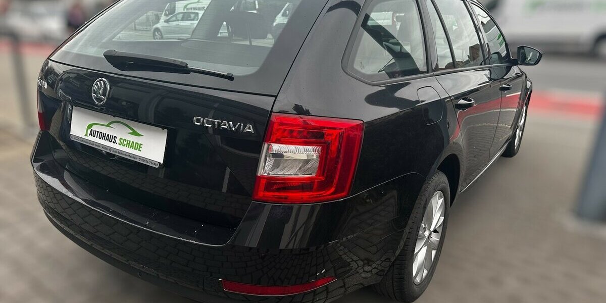 Skoda Octavia Combi Ambition 168.822 km 10.995 &euro; Meißen 01662