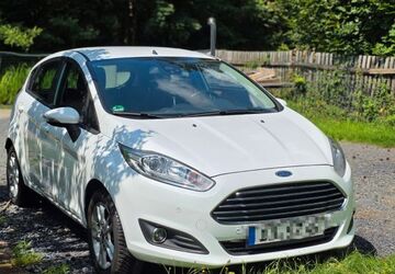 Ford Fiesta 147.000 km 4.500 &euro; Dresden 01328