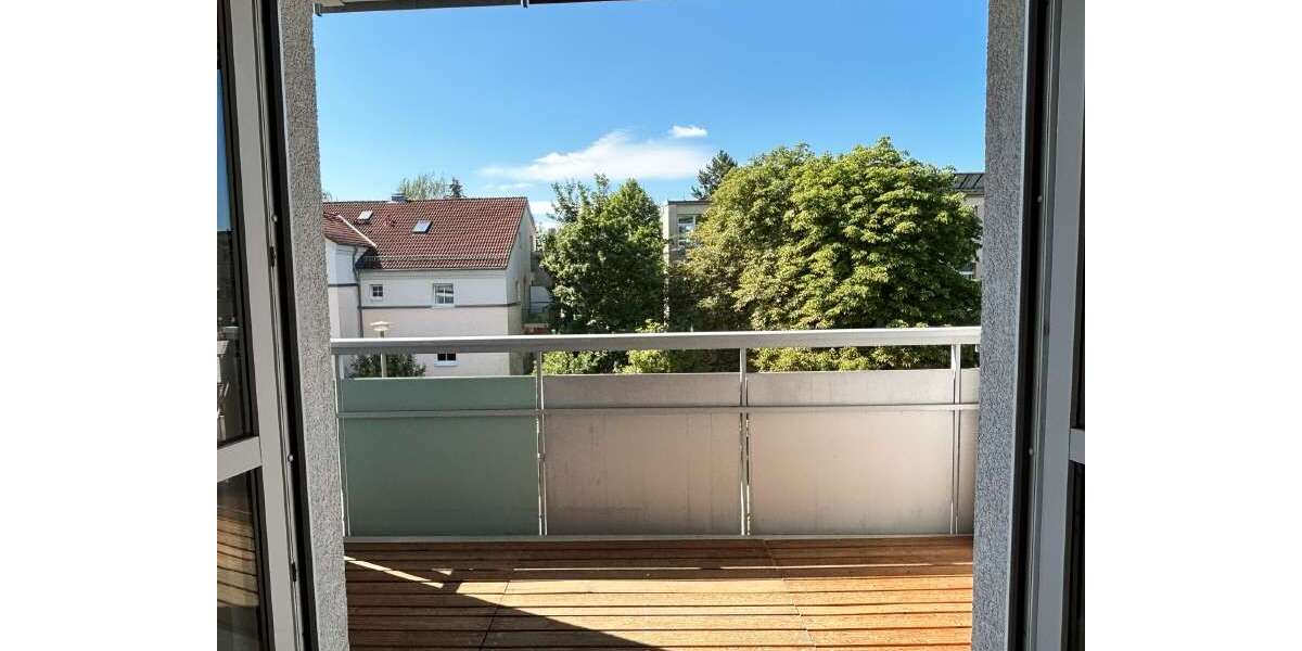 Etagenwohnung Dresden Strehlen - 3 Zimmer, 66 m&sup2;, 598&euro; | Angebot:26586682