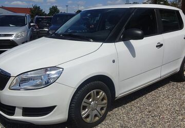 Skoda Fabia 295.522 km 2.300 &euro; Dresden 01219