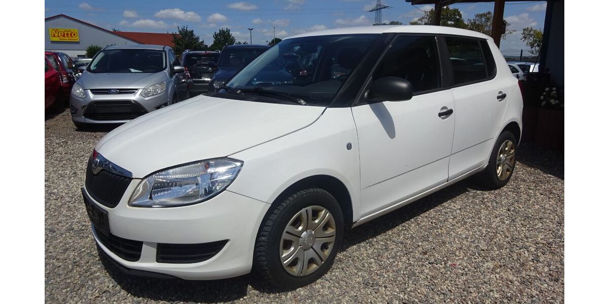 Skoda Fabia 295.522 km 2.300 &euro; Dresden 01219