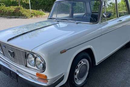 Lancia Fulvia 130.400 km 10.999 &euro; Dresden 01259